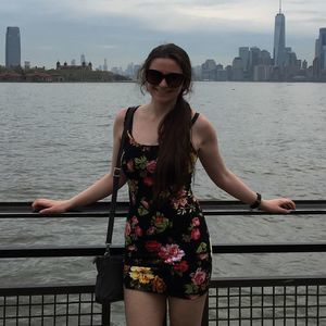 Meet your Posher, Talia